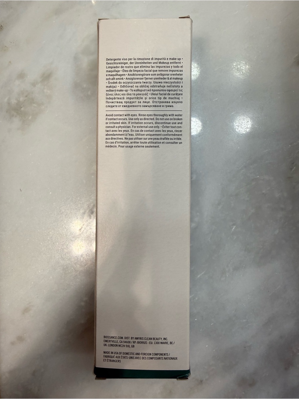 BIOSSANCE Squalane + Antioxidant Cleaning Oil - Picture 5 of 8